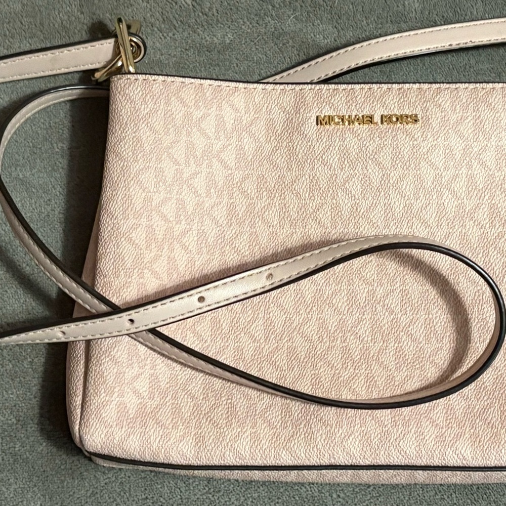 Michael Kors Light Pink Crossbody Bag
